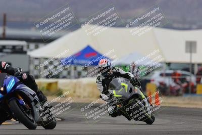 media/Jan-15-2023-SoCal Trackdays (Sun) [[c1237a034a]]/Turn 2 Set 2 (1155am)/